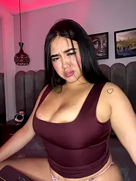 Snapshot of Sara__collins__ chatting on November 19, 2025, 12:05 pm Sara collins online show from November 19, 2025, 12:05 pm