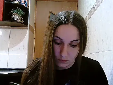 Yuliia30 online show from April 28, 2026, 5:28 pm