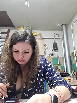 Snapshot of Jyleta chatting on November 14, 2025, 4:54 pm Jyleta online show from November 14, 2025, 4:54 pm