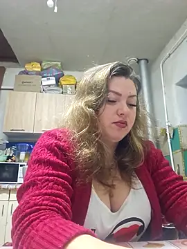 Snapshot of Jyleta chatting on November 6, 2025, 12:58 am Jyleta online show from November 6, 2025, 12:58 am