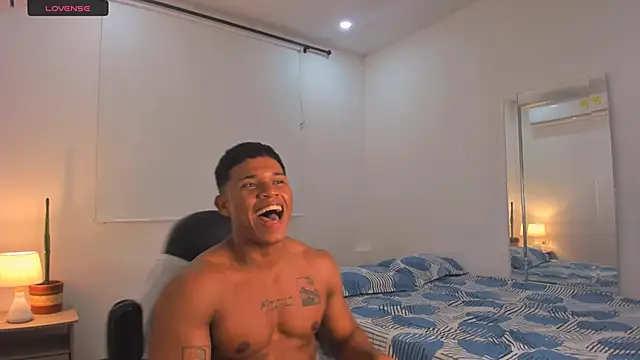 Snapshot of maxsteel177 chatting on March 4, 2025, 2:17 am maxsteel177 online show from March 4, 2025, 2:17 am