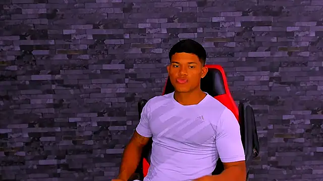 Snapshot of maxsteel177 chatting on December 2, 2025, 1:35 pm maxsteel177 online show from December 2, 2025, 1:35 pm