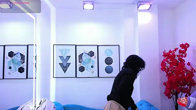 Akaza Hakuji  online show from March 19, 2026, 11:43 am