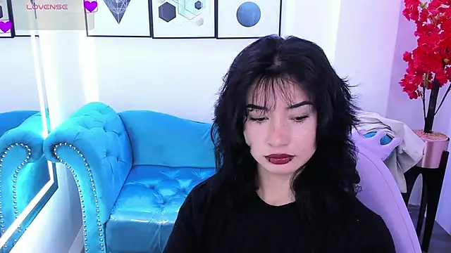 Akaza Hakuji  online show from March 18, 2026, 11:35 am