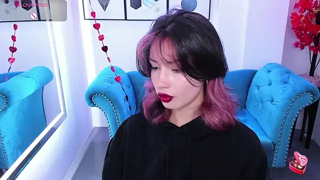 Akaza Hakuji  online show from February 14, 2026, 12:38 pm