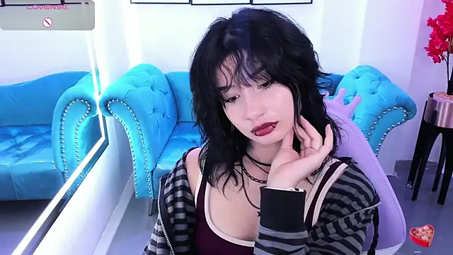 Akaza Hakuji  online show from March 20, 2026, 12:17 pm