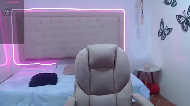 Snapshot of kathepickmanx chatting on March 5, 2025, 9:27 am kathepickmanx online show from March 5, 2025, 9:27 am