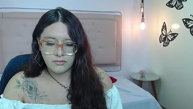 Snapshot of kathepickmanx chatting on November 8, 2025, 3:43 am kathepickmanx online show from November 8, 2025, 3:43 am