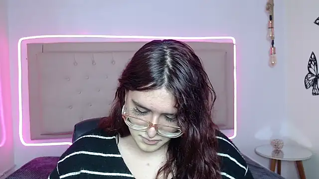 Snapshot of kathepickmanx chatting on October 3, 2025, 3:30 am kathepickmanx online show from October 3, 2025, 3:30 am