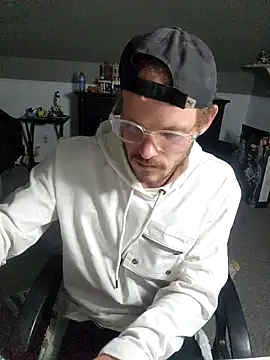 Snapshot of SoxxyNsh chatting on November 8, 2025, 10:13 pm SoxxyNsh online show from November 8, 2025, 10:13 pm