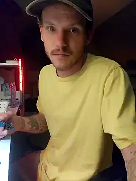 Snapshot of SoxxyNsh chatting on November 19, 2025, 3:39 am SoxxyNsh online show from November 19, 2025, 3:39 am