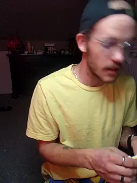 Snapshot of SoxxyNsh chatting on October 14, 2025, 12:44 am SoxxyNsh online show from October 14, 2025, 12:44 am