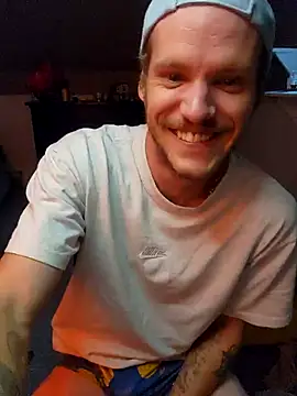 Snapshot of SoxxyNsh chatting on October 9, 2025, 11:44 am SoxxyNsh online show from October 9, 2025, 11:44 am