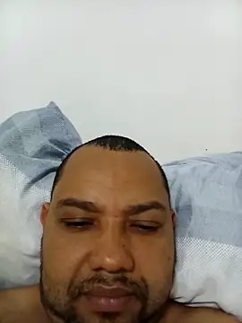 Snapshot of Marcio2235 chatting on November 22, 2025, 6:56 am Marcio2235 online show from November 22, 2025, 6:56 am