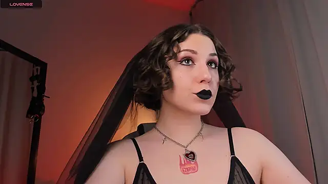 Eva Moss  online show from February 20, 2025, 8:58 pm