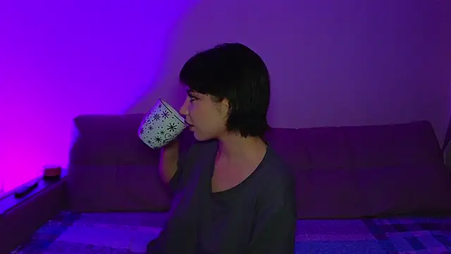 Snapshot of CassJonn chatting on October 15, 2025, 7:33 pm CassJonn online show from October 15, 2025, 7:33 pm