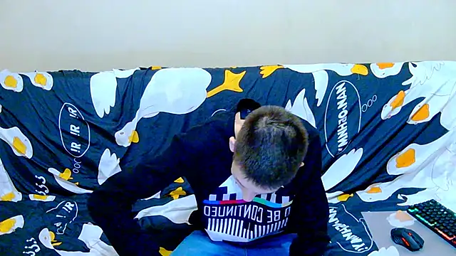 Lester Broo online show from January 17, 2026, 8:07 am