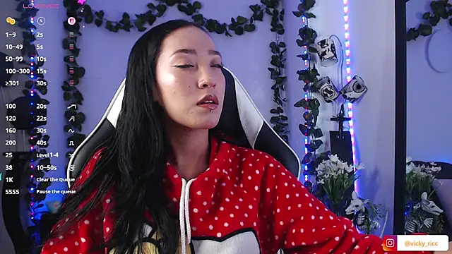 Snapshot of victoria_ricci_a chatting on October 8, 2025, 4:36 am victoria ricci a online show from October 8, 2025, 4:36 am