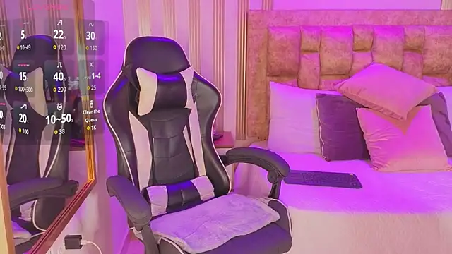 Snapshot of avis_lara chatting on February 26, 2026, 7:36 pm avis lara online show from February 26, 2026, 7:36 pm