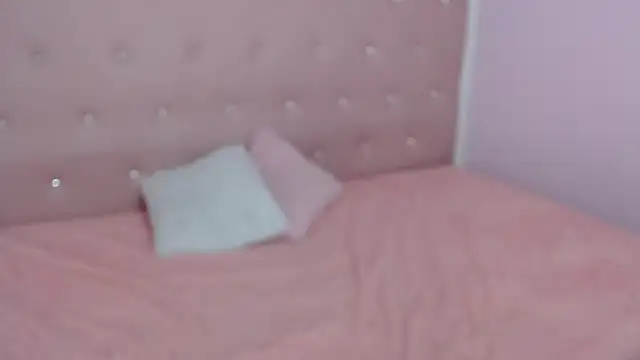 Snapshot of candyre chatting on January 30, 2025, 4:02 pm candyre online show from January 30, 2025, 4:02 pm