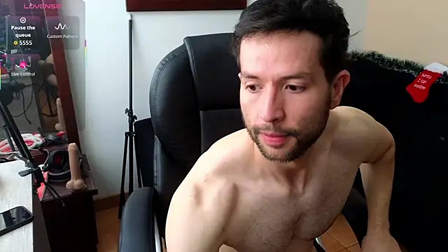 Snapshot of hairyncuteass chatting on November 19, 2025, 5:35 pm hairyncuteass online show from November 19, 2025, 5:35 pm