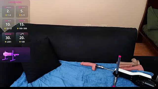 hairyncuteass online show from February 15, 2026, 2:38 pm