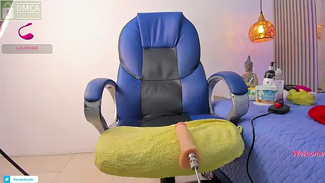 Snapshot of HarolddXL chatting on November 7, 2025, 1:48 pm HarolddXL online show from November 7, 2025, 1:48 pm