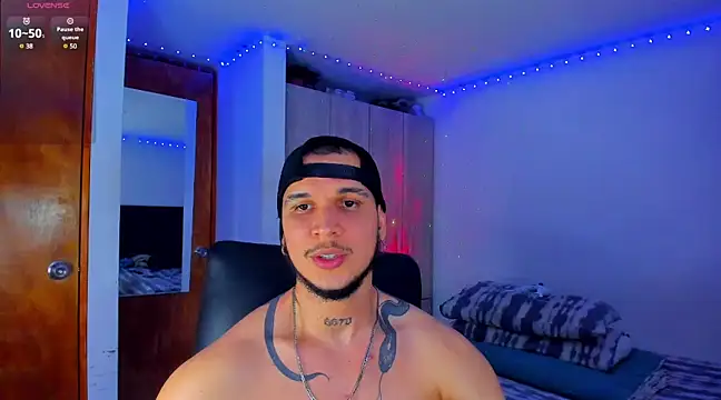 austinoficial online show from March 21, 2025, 5:32 am