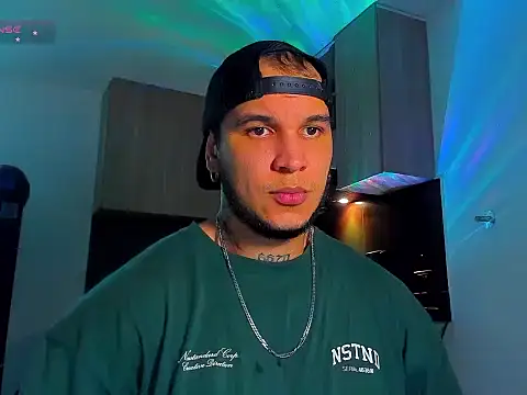 austinoficial online show from May 7, 2026, 3:11 am