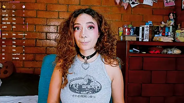 Annycolin  online show from May 4, 2026, 9:50 pm