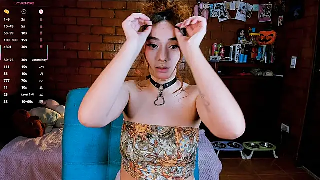 Annycolin  online show from February 20, 2026, 10:55 pm