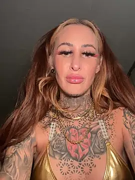 Snapshot of Black_sweet_Rose chatting on December 13, 2025, 8:04 pm Black sweet Rose online show from December 13, 2025, 8:04 pm