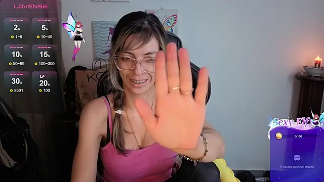 Princezzlove3 online show from June 9, 2026, 2:40 pm