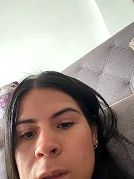 Nathalia28 online show from September 30, 2025, 4:24 pm