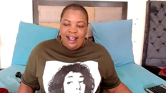 Snapshot of omalicha98 chatting on November 14, 2025, 7:23 am omalicha98 online show from November 14, 2025, 7:23 am