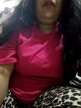 Trisha Malkoti online show from April 10, 2026, 4:36 pm