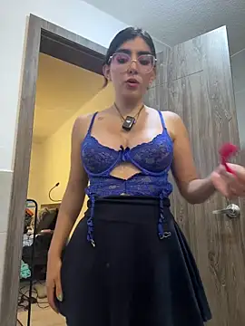 MartinaSooler online show from June 3, 2026, 3:29 am