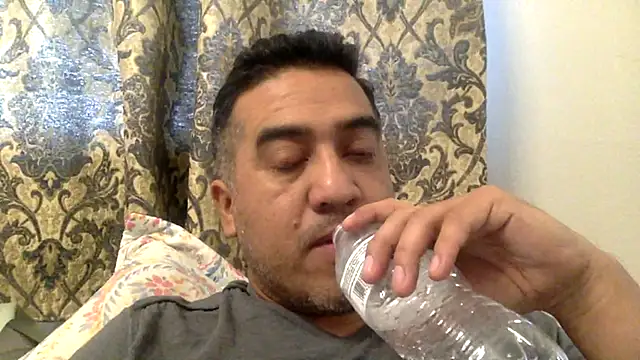 Snapshot of smoothwick chatting on February 17, 2025, 3:55 pm smoothwick online show from February 17, 2025, 3:55 pm