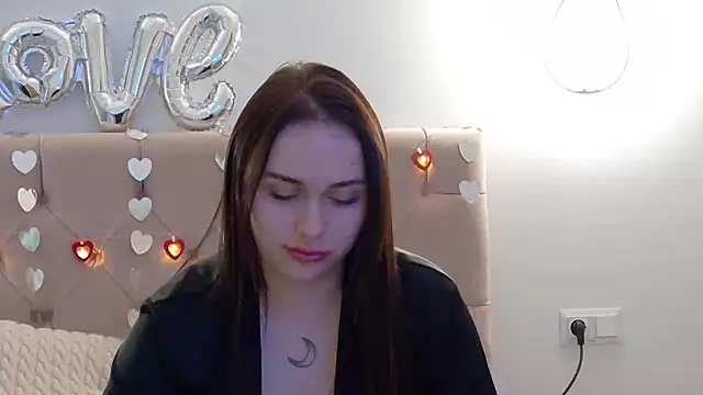 Snapshot of Lilliana_Moon chatting on February 9, 2025, 4:29 pm Lilliana Moon online show from February 9, 2025, 4:29 pm