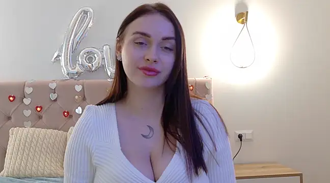 Snapshot of Lilliana_Moon chatting on February 23, 2025, 12:05 pm Lilliana Moon online show from February 23, 2025, 12:05 pm