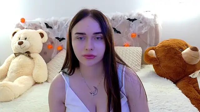 Snapshot of Lilliana_Moon chatting on November 13, 2025, 7:56 am Lilliana Moon online show from November 13, 2025, 7:56 am