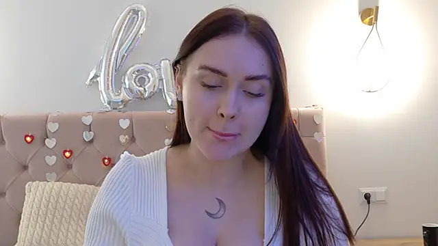 Snapshot of Lilliana_Moon chatting on February 23, 2025, 9:00 am Lilliana Moon online show from February 23, 2025, 9:00 am