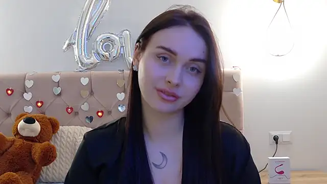 Snapshot of Lilliana_Moon chatting on February 26, 2025, 4:27 pm Lilliana Moon online show from February 26, 2025, 4:27 pm