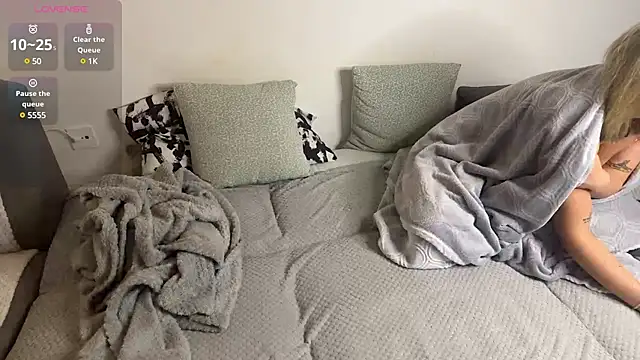 muscleloves online show from March 21, 2025, 8:18 pm