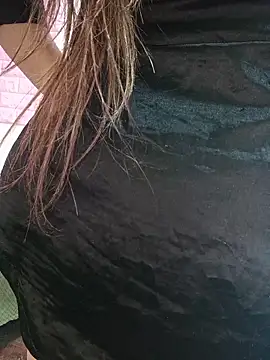 Snapshot of zahra_Jalid chatting on November 25, 2025, 11:48 pm zahra Jalid online show from November 25, 2025, 11:48 pm