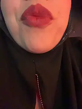 zahra Jalid online show from May 19, 2026, 9:44 pm