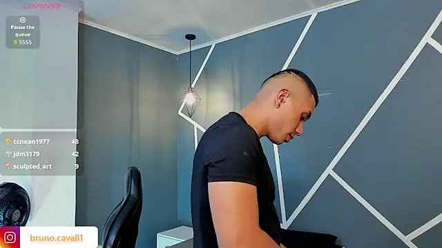 Snapshot of bruno_cavalli chatting on April 2, 2026, 5:19 pm bruno cavalli online show from April 2, 2026, 5:19 pm