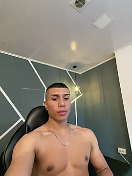 Snapshot of bruno_cavalli chatting on April 9, 2026, 5:30 pm bruno cavalli online show from April 9, 2026, 5:30 pm