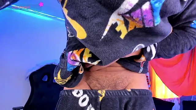 Ethan Boyy online show from December 1, 2025, 6:09 pm