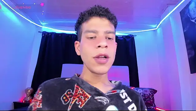 Ethan Boyy online show from June 19, 2026, 6:03 pm